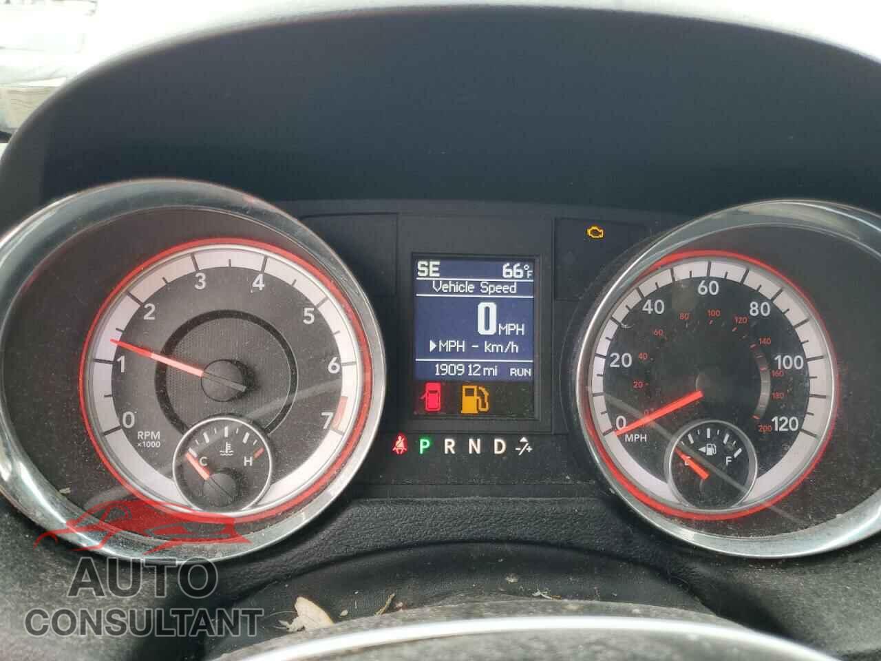DODGE CARAVAN 2011 - 2D4RN5DG5BR755279