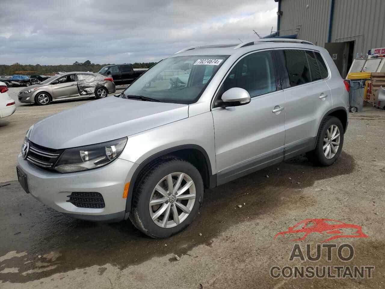 VOLKSWAGEN TIGUAN 2017 - WVGRV7AX7HK003440