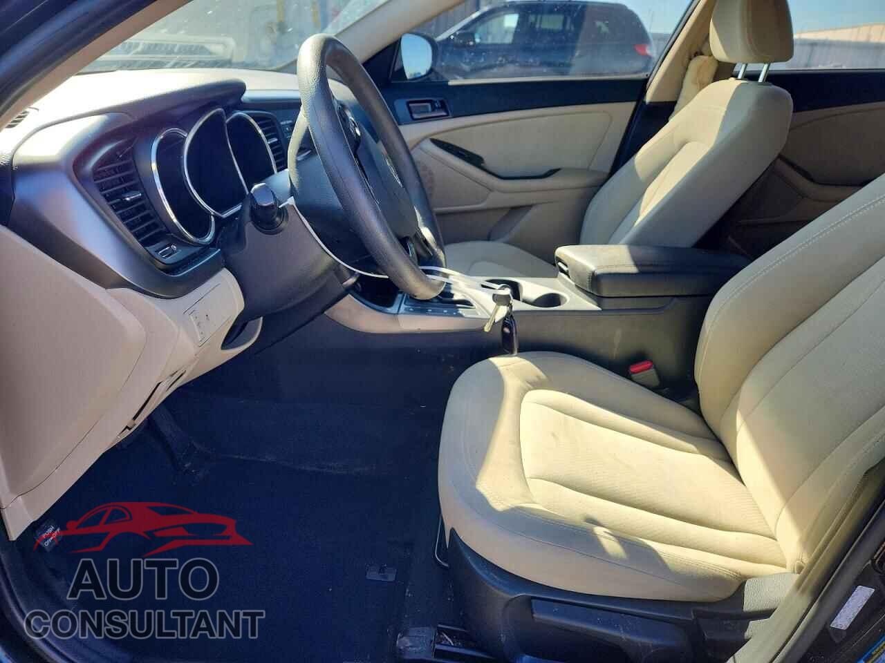 KIA OPTIMA 2011 - KNAGM4A7XB5053345