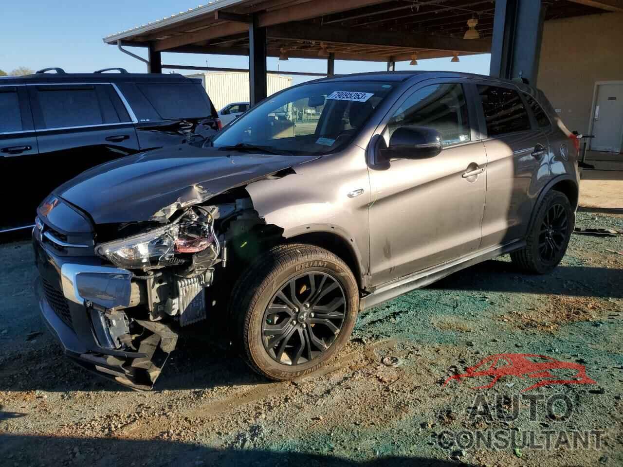 MITSUBISHI OUTLANDER 2018 - JA4AP3AUXJZ022551