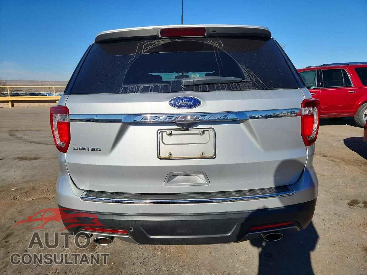 FORD EXPLORER 2018 - 1FM5K7F82JGB67230