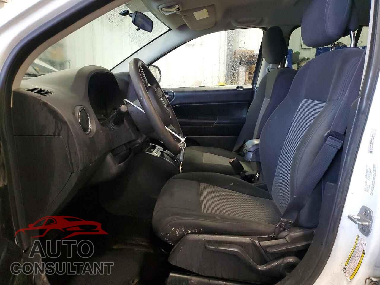 JEEP COMPASS 2013 - 1C4NJDAB1DD113903