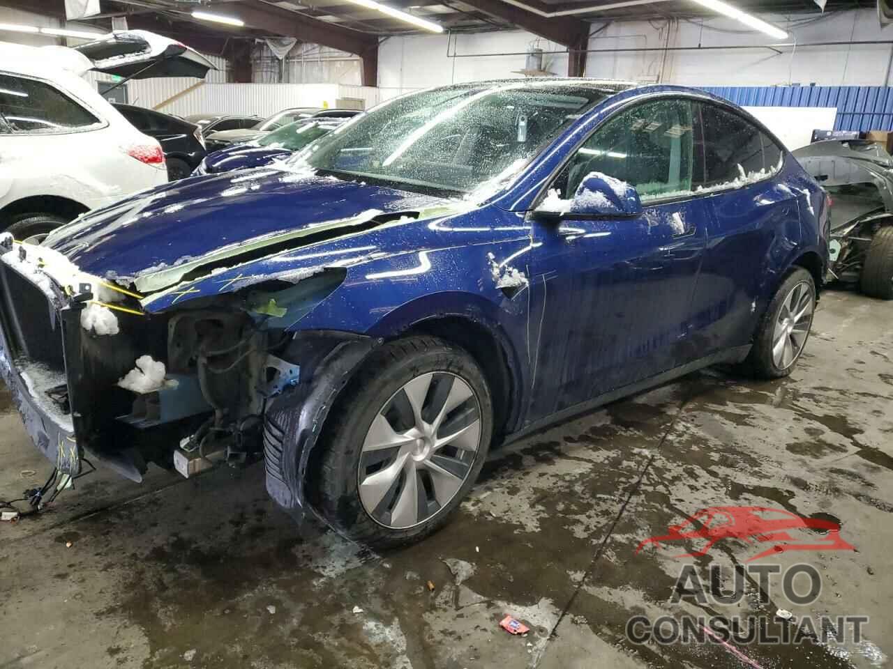 TESLA MODEL Y 2021 - 5YJYGDEEXMF287879