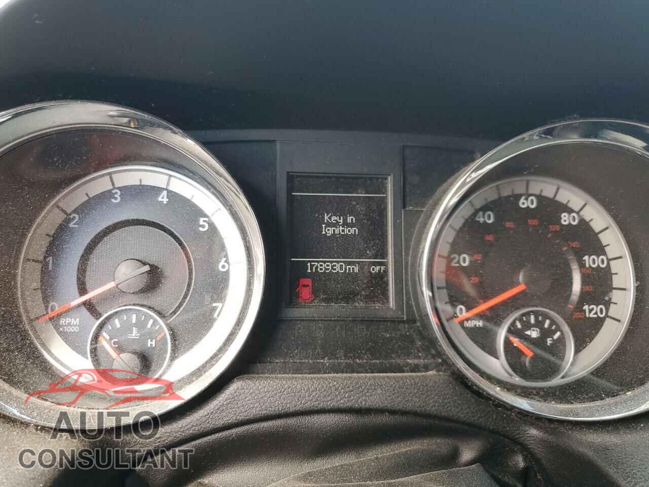 DODGE CARAVAN 2013 - 2C4RDGEG2DR752580
