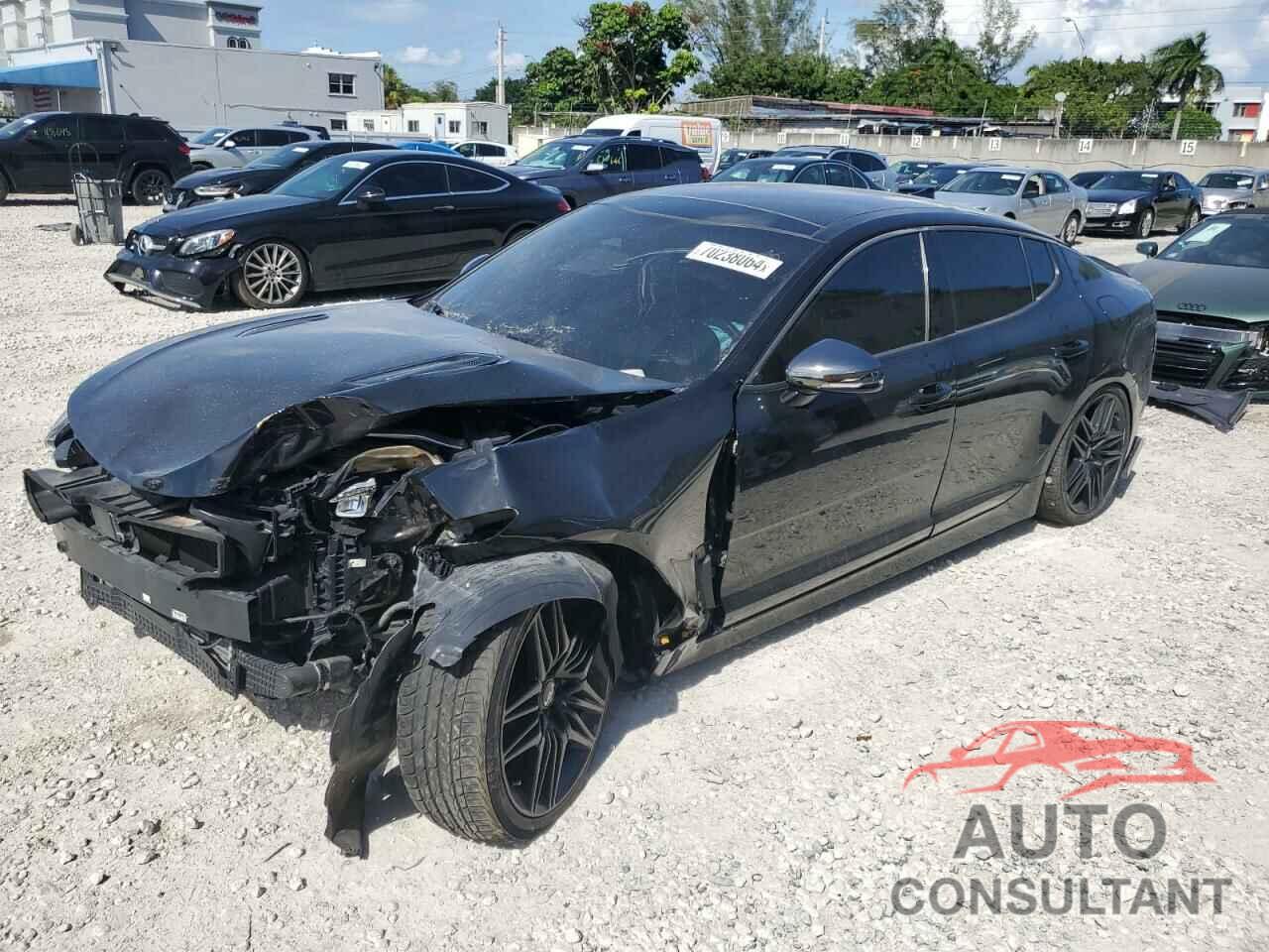KIA STINGER 2022 - KNAE45LC5N6100058