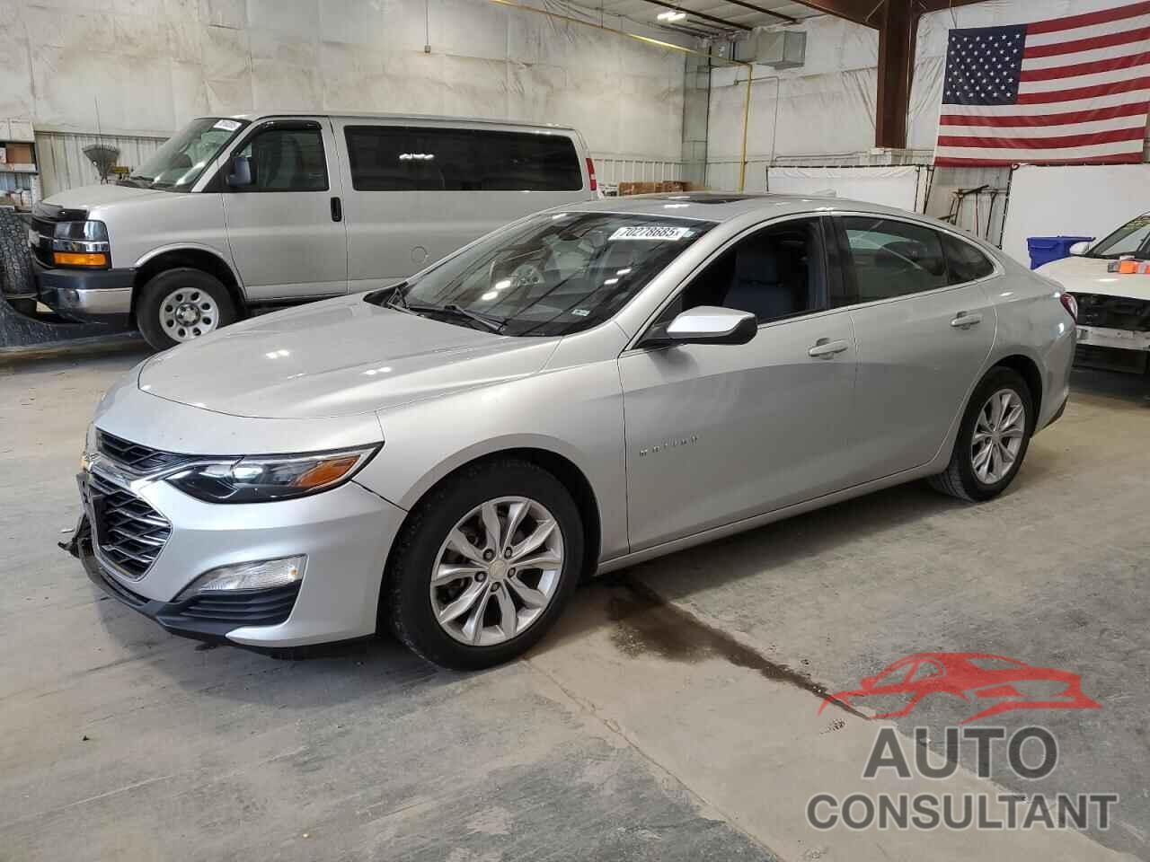 CHEVROLET MALIBU 2020 - 1G1ZD5ST3LF103830