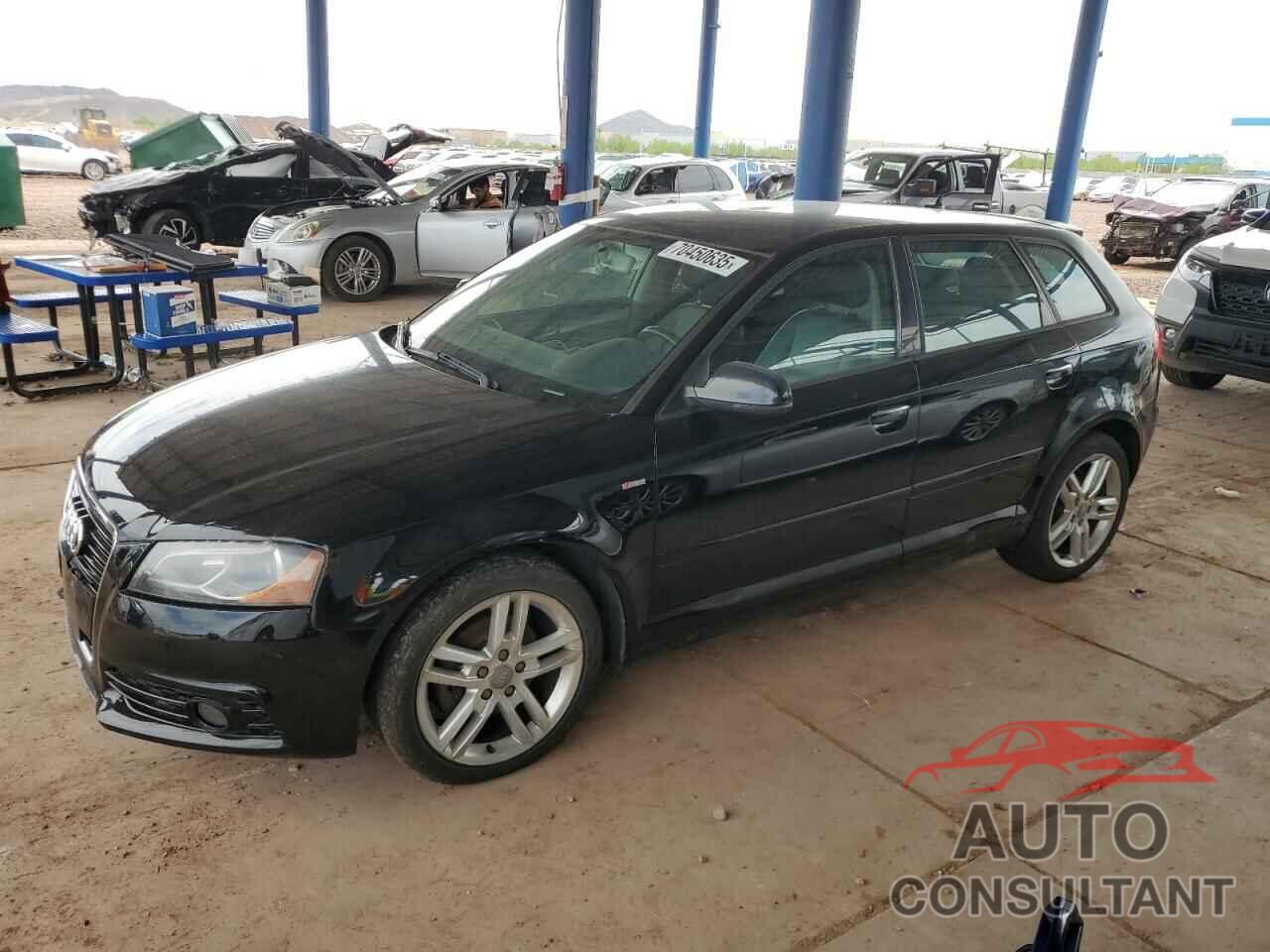 AUDI A3 2011 - WAUKJAFM7BA075424