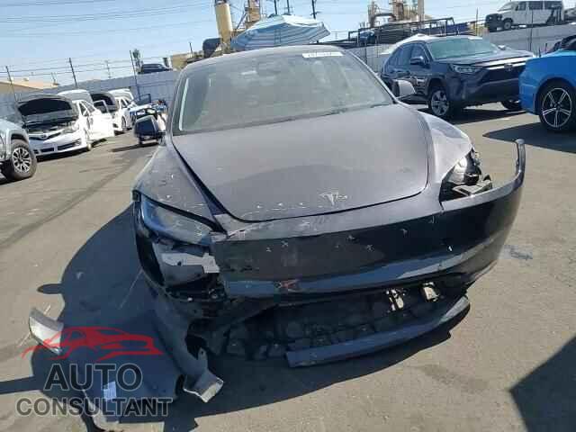 TESLA MODEL 3 2025 - 5YJ3E1EA0SF890400