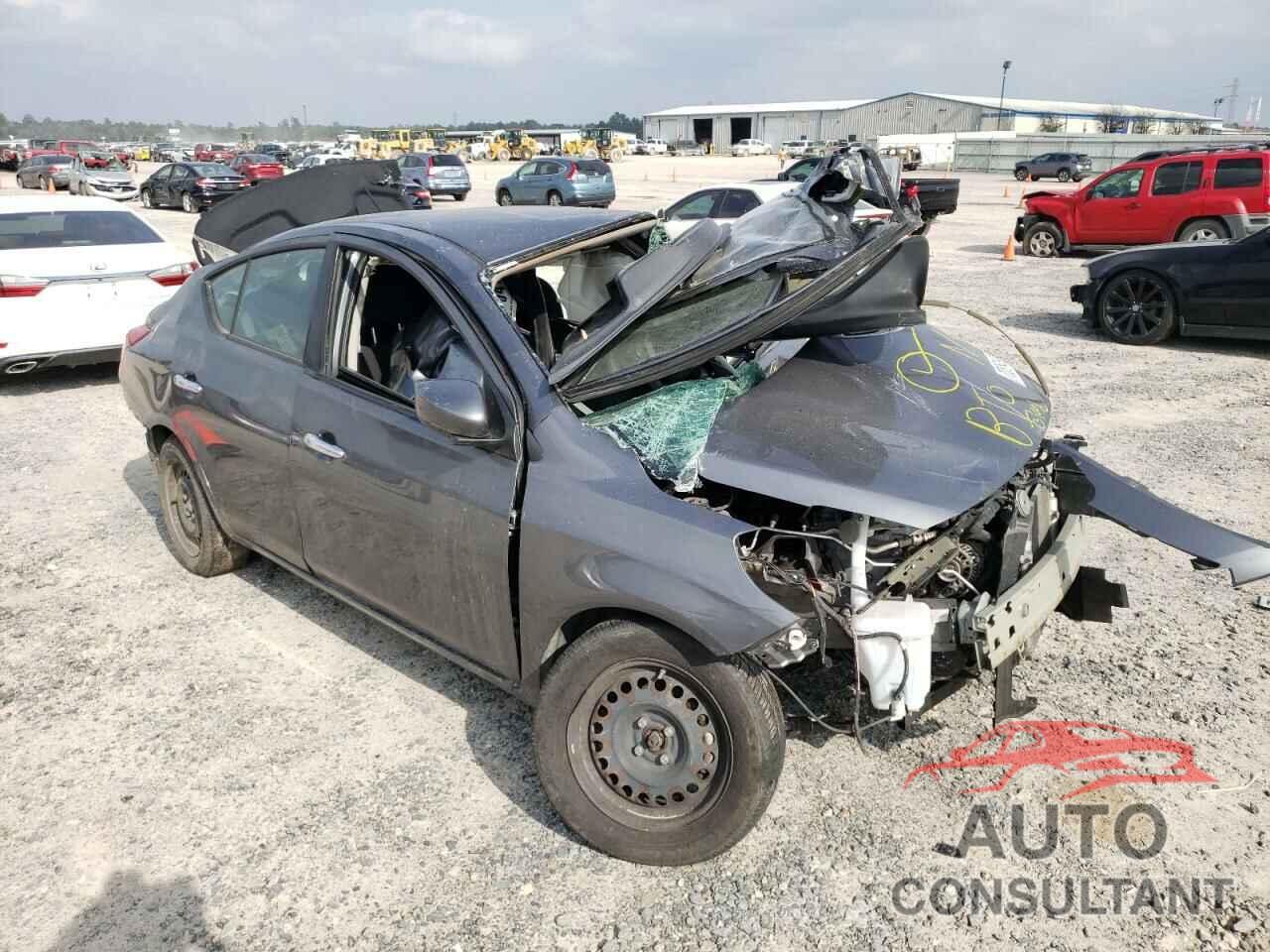 NISSAN VERSA 2018 - 3N1CN7AP1JL837270