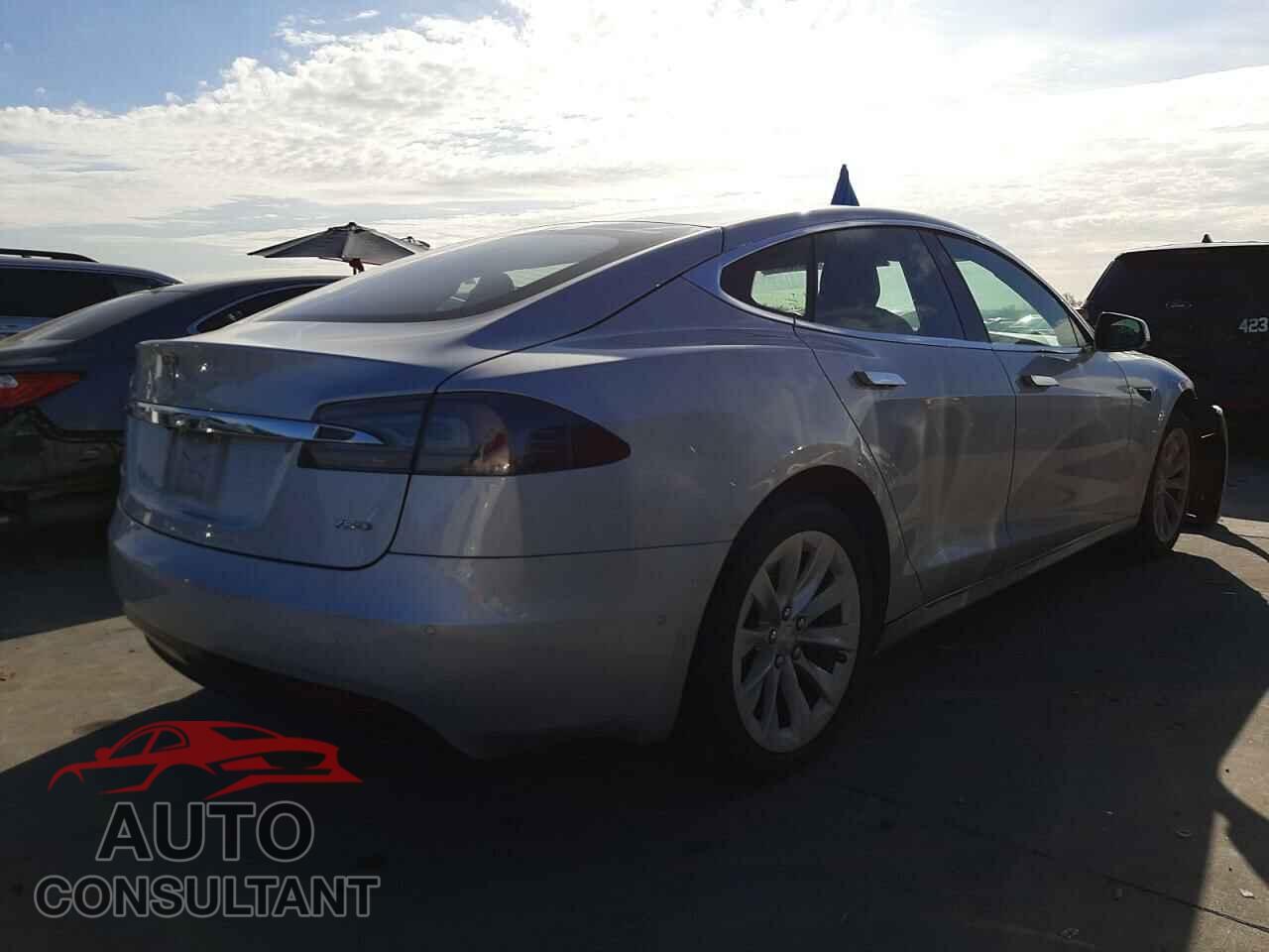 TESLA MODEL S 2017 - 5YJSA1E25HF190414