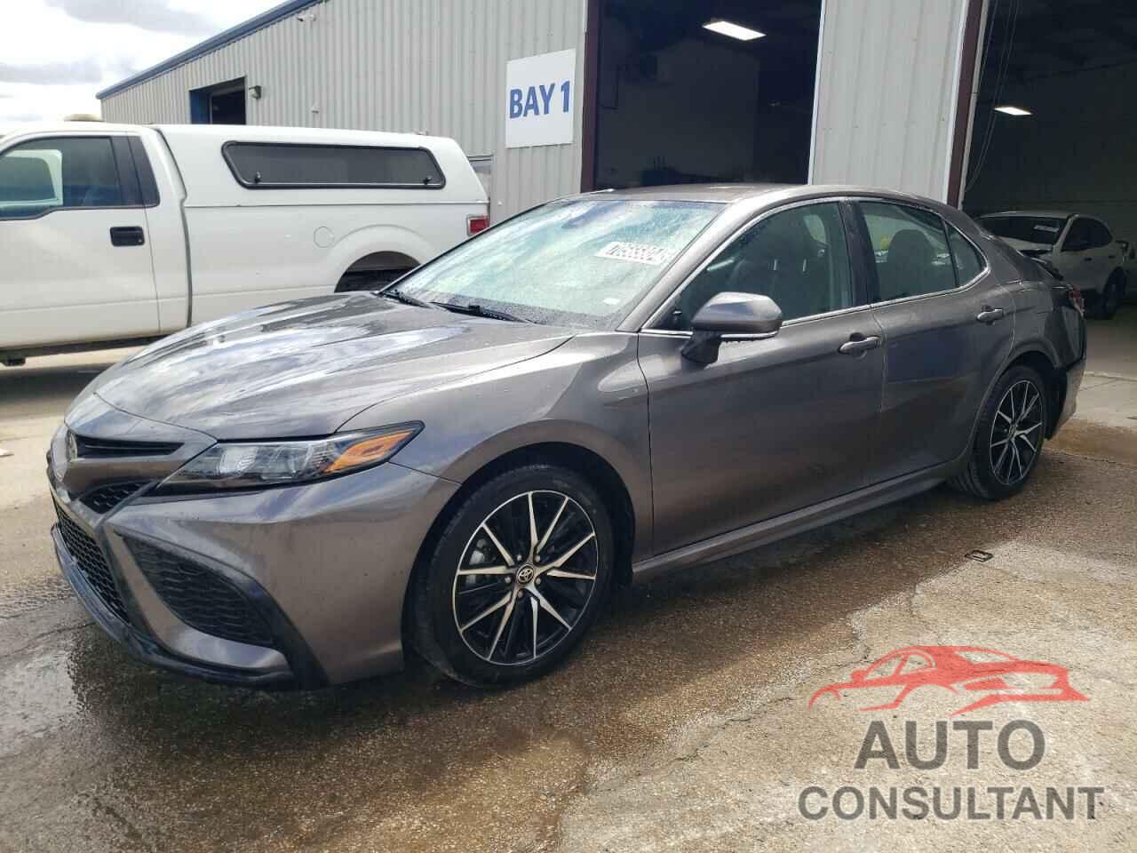 TOYOTA CAMRY 2023 - 4T1G11AK1PU747316