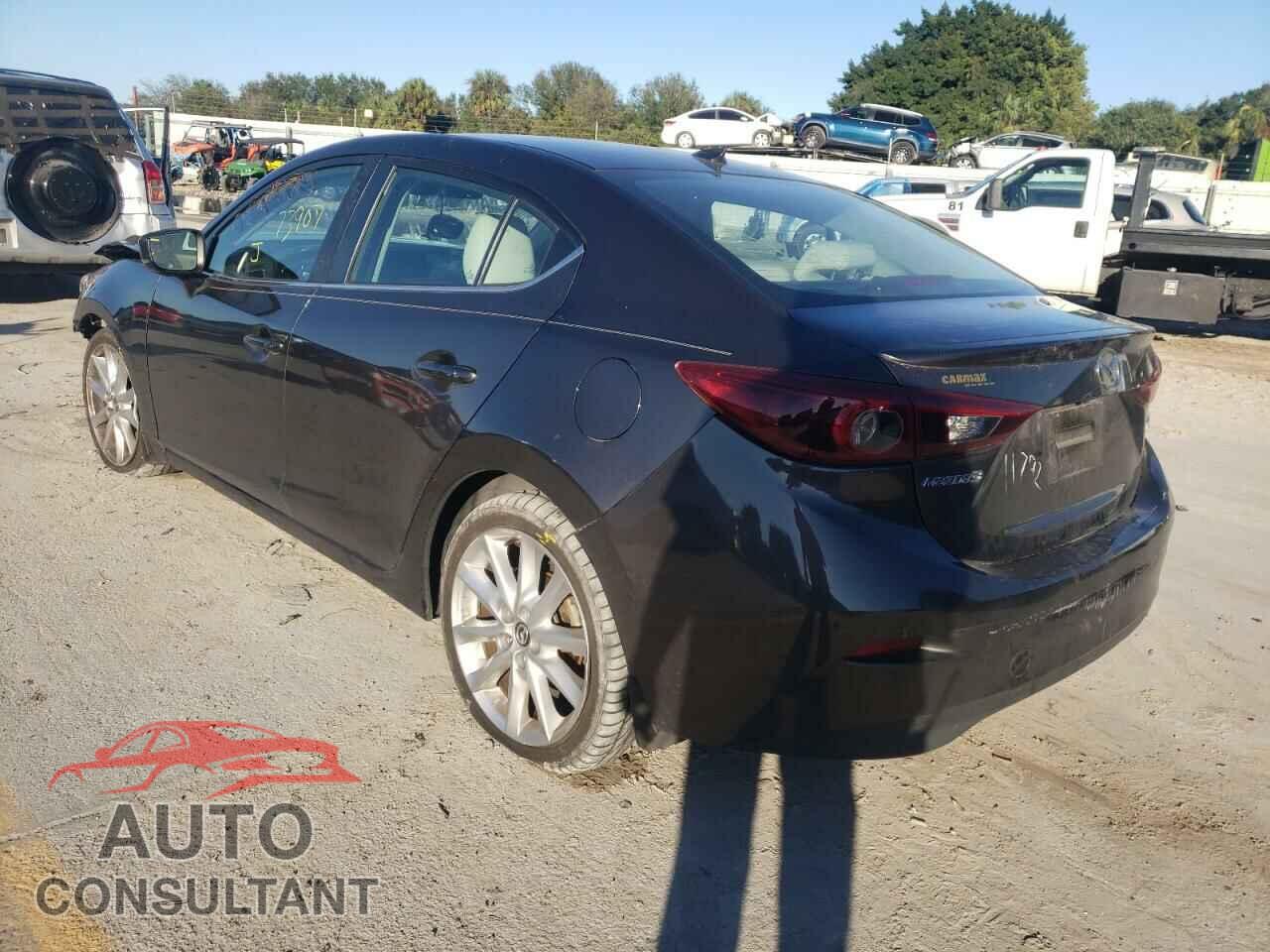 MAZDA 3 2017 - 3MZBN1W30HM130500