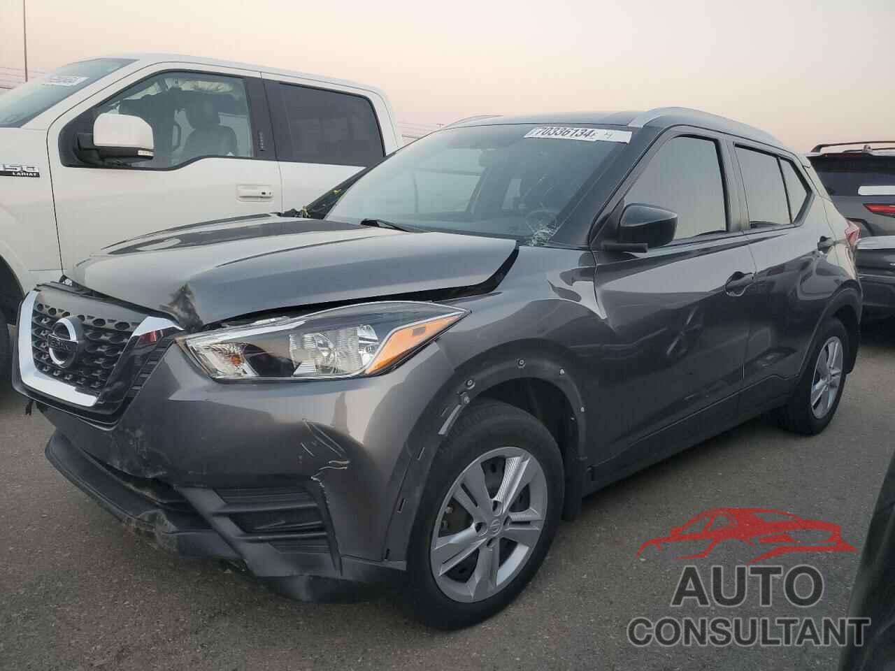 NISSAN KICKS 2018 - 3N1CP5CU3JL541801