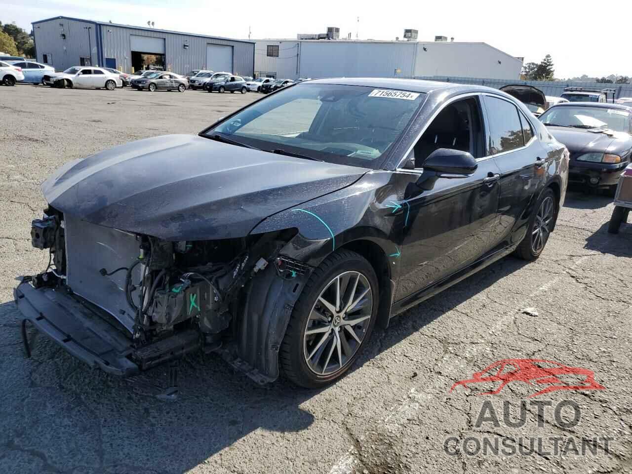 TOYOTA CAMRY 2022 - 4T1F31AKXNU589626