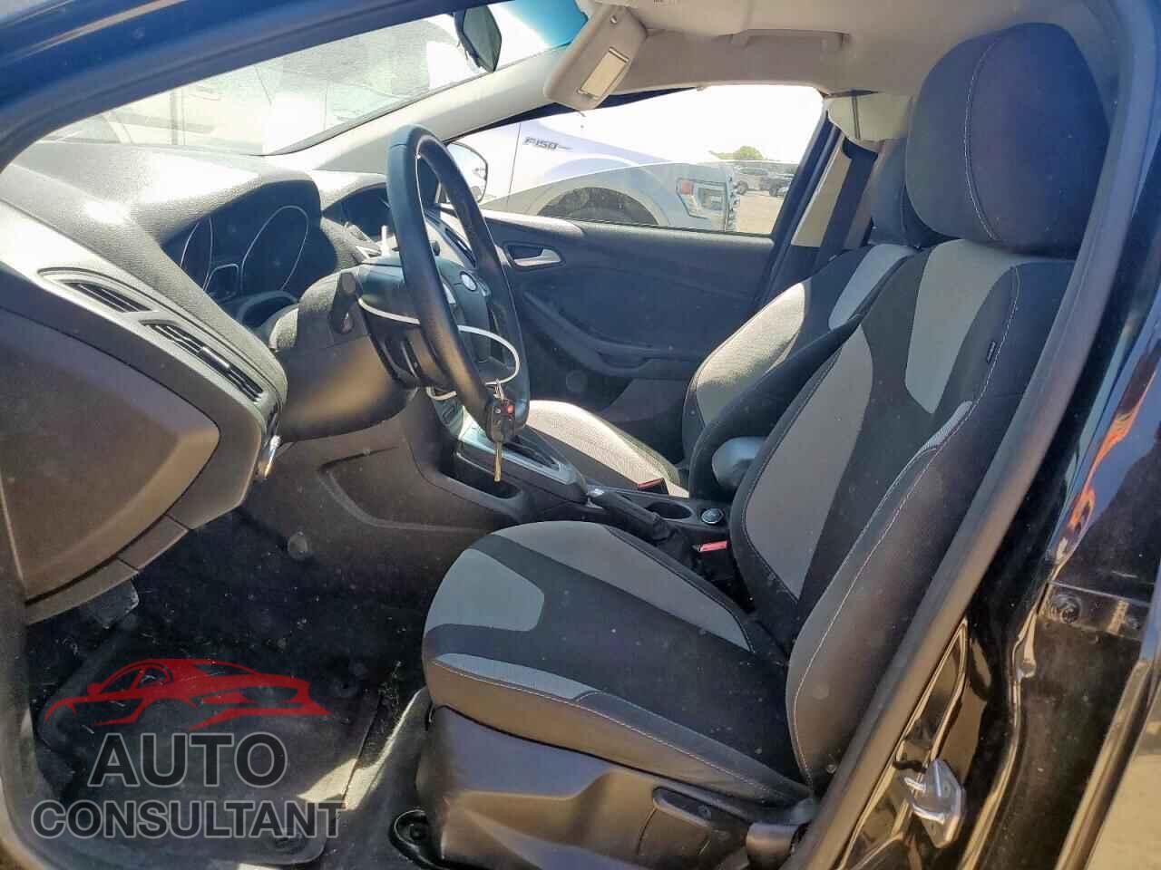 FORD FOCUS 2014 - 1FADP3F27EL440137