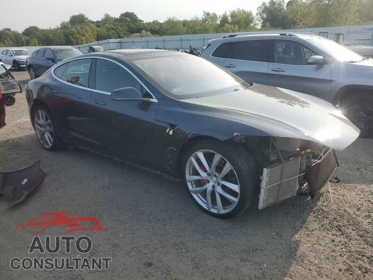 TESLA MODEL S 2018 - 5YJSA1E48JF284150