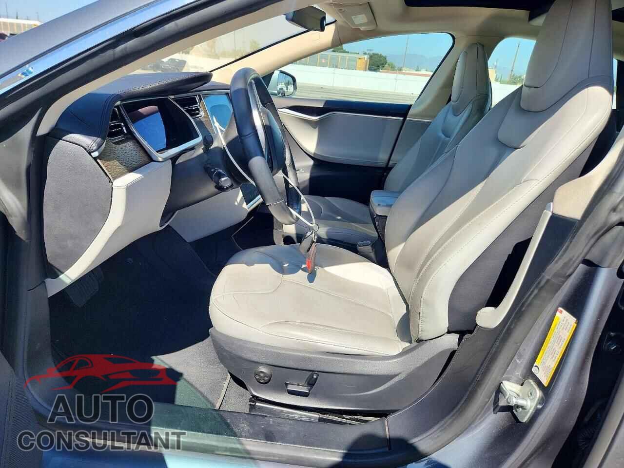 TESLA MODEL S 2013 - 5YJSA1CN8DFP06336