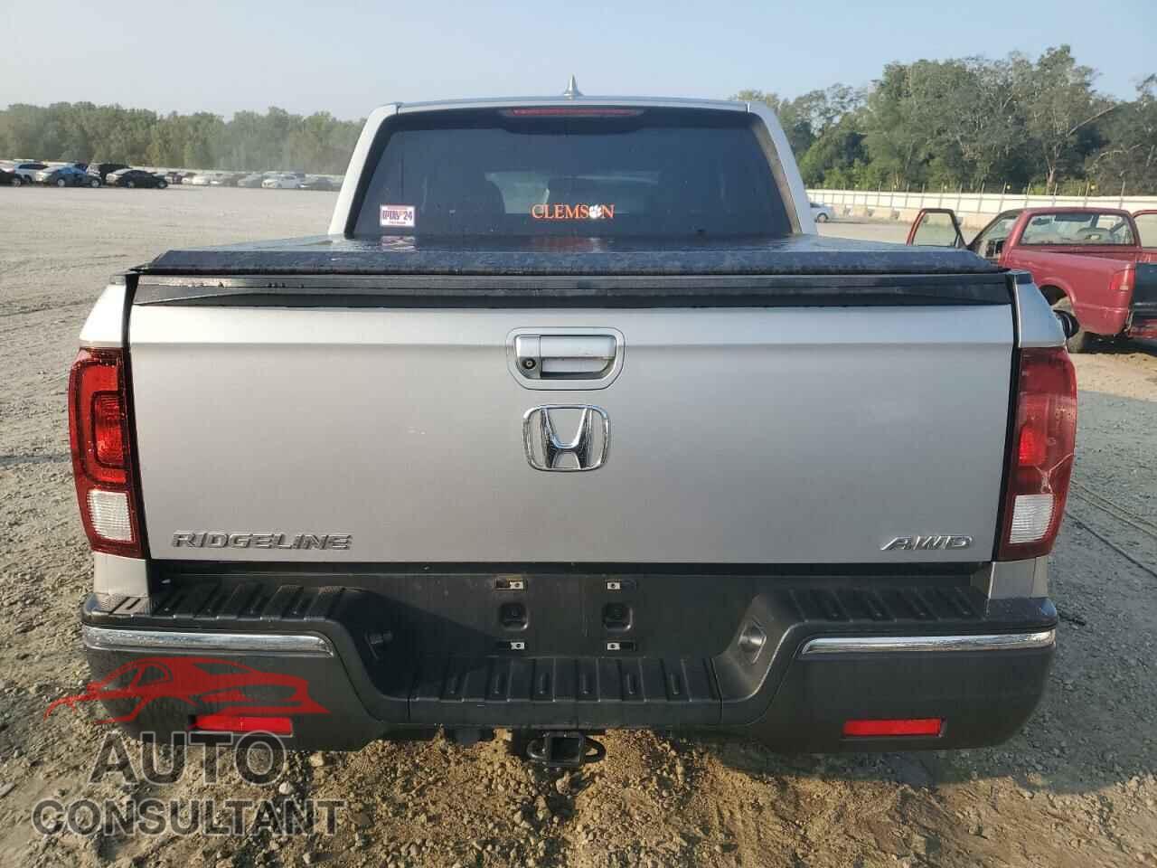 HONDA RIDGELINE 2017 - 5FPYK3F67HB026223
