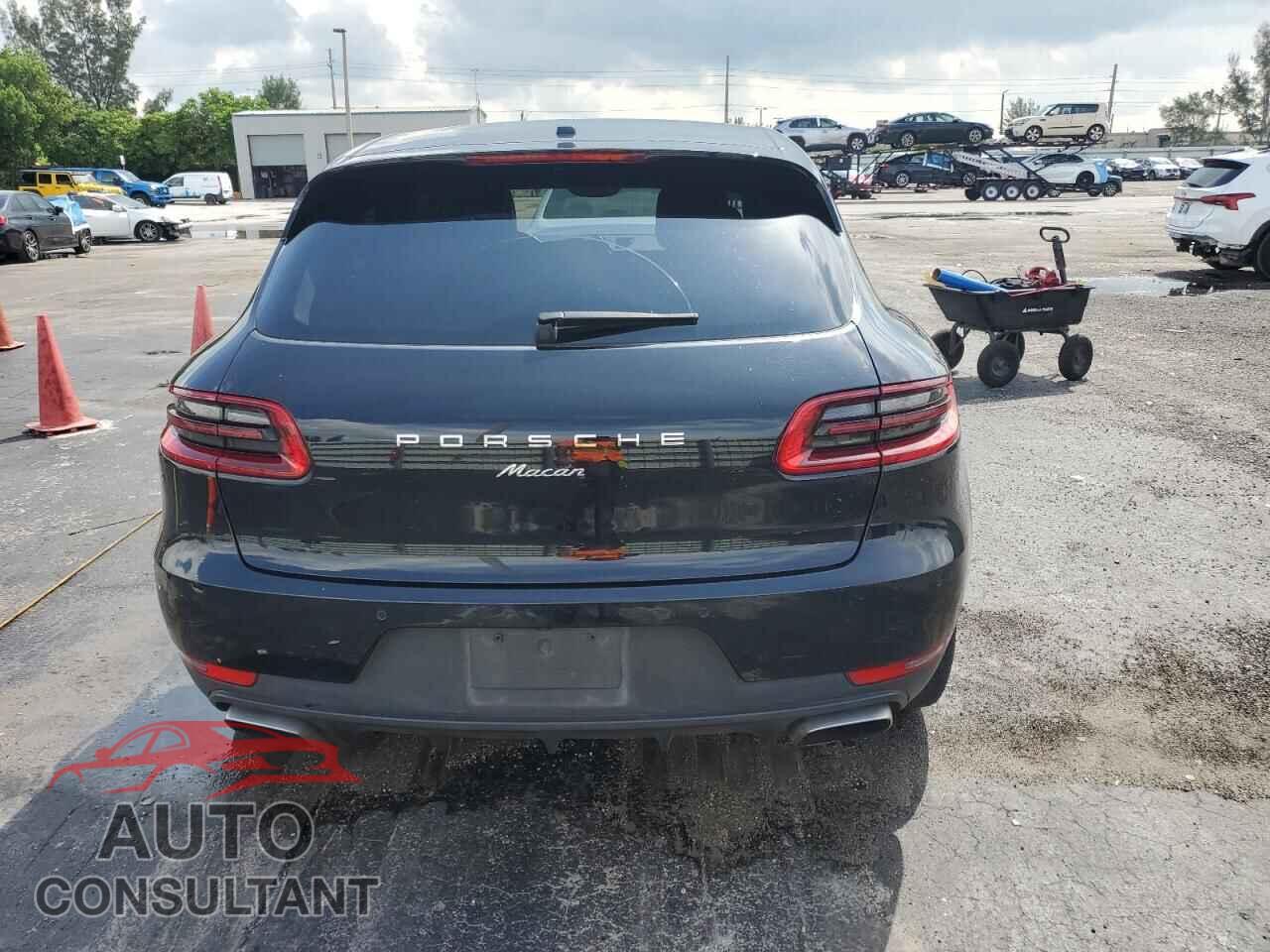 PORSCHE MACAN 2017 - WP1AA2A59HLB04454