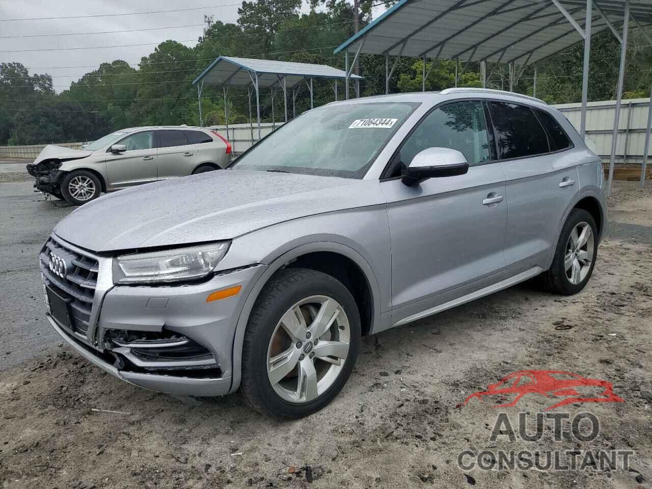 AUDI Q5 2018 - WA1ANAFY6J2194817