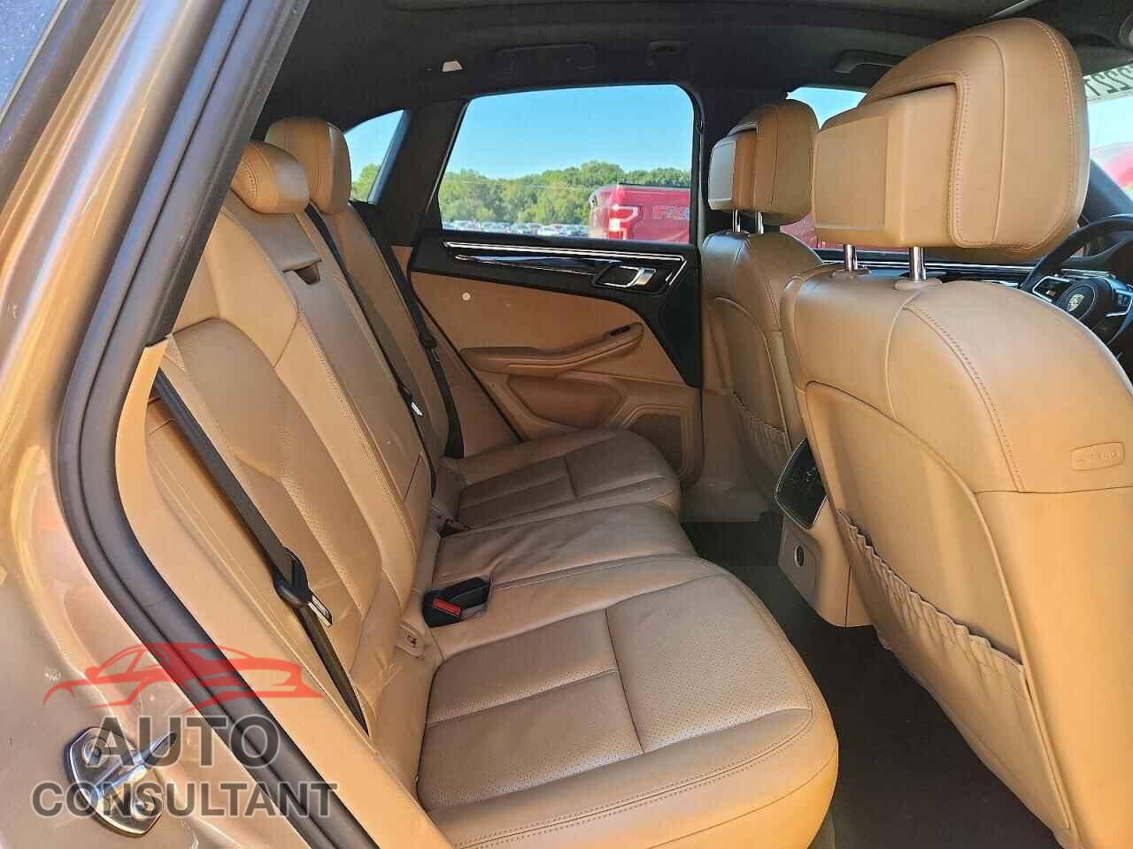 PORSCHE MACAN 2017 - WP1AA2A53HLB03817