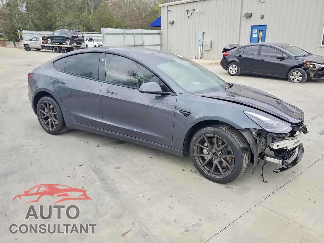TESLA MODEL 3 2023 - 5YJ3E1EA5PF682438