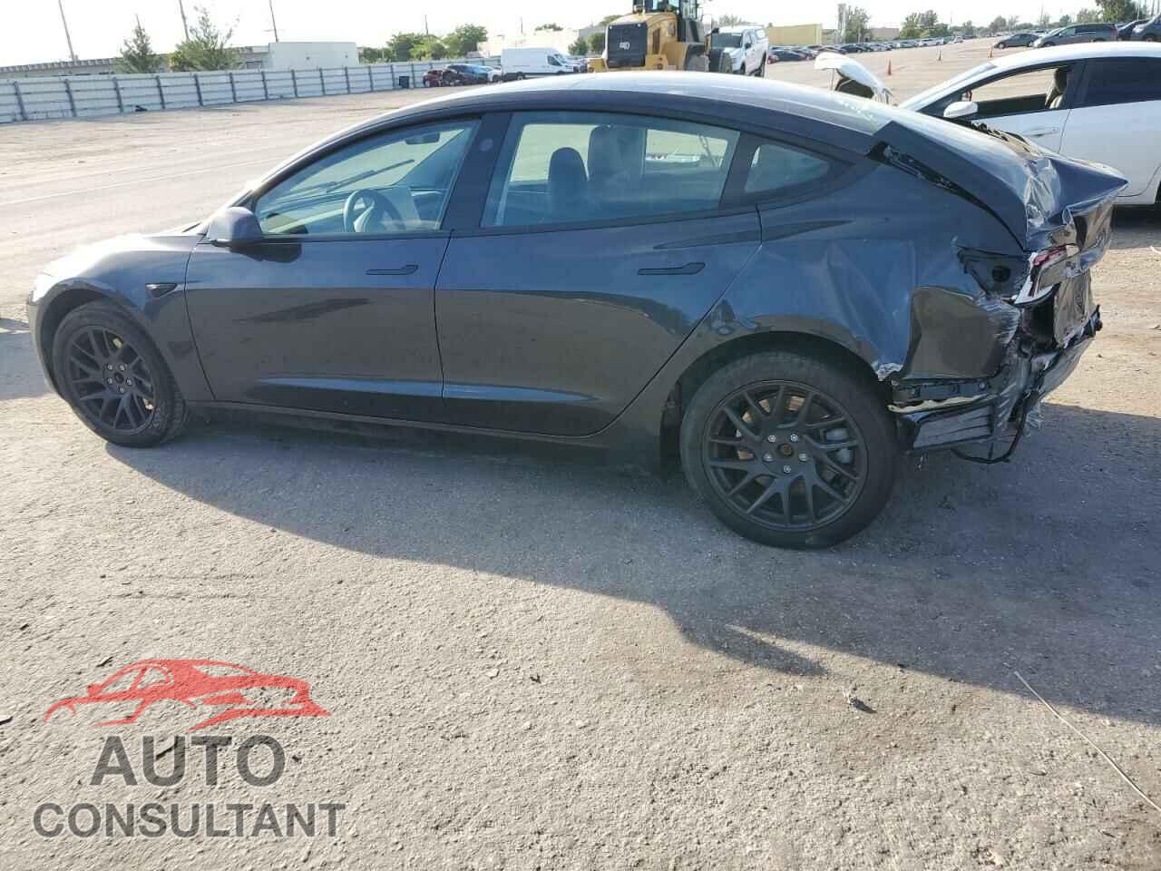 TESLA MODEL 3 2024 - 5YJ3E1EA0RF742998