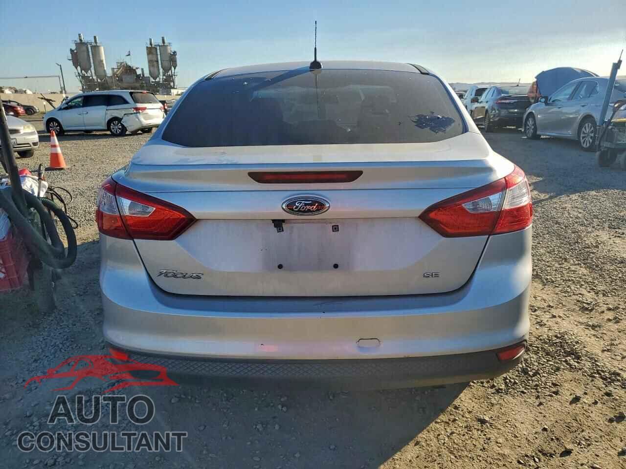 FORD FOCUS 2013 - 1FADP3F22DL145381