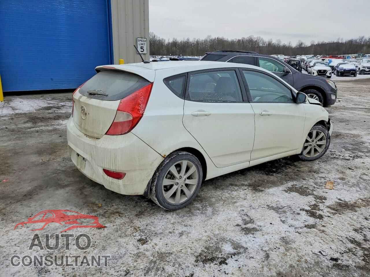 HYUNDAI ACCENT 2012 - KMHCU5AE2CU017996