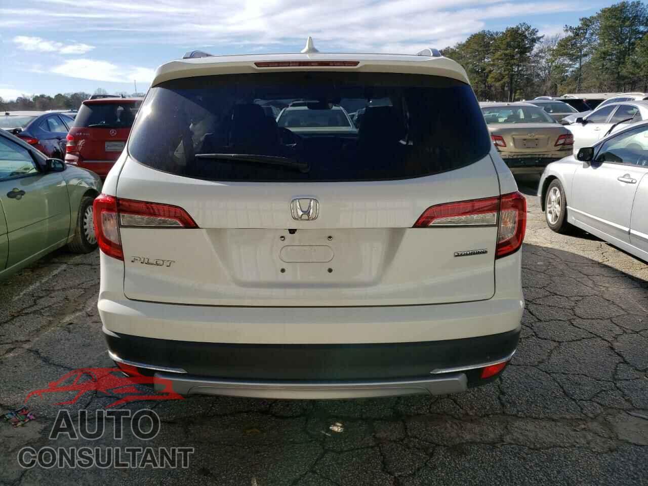 HONDA PILOT 2019 - 5FNYF5H66KB005702