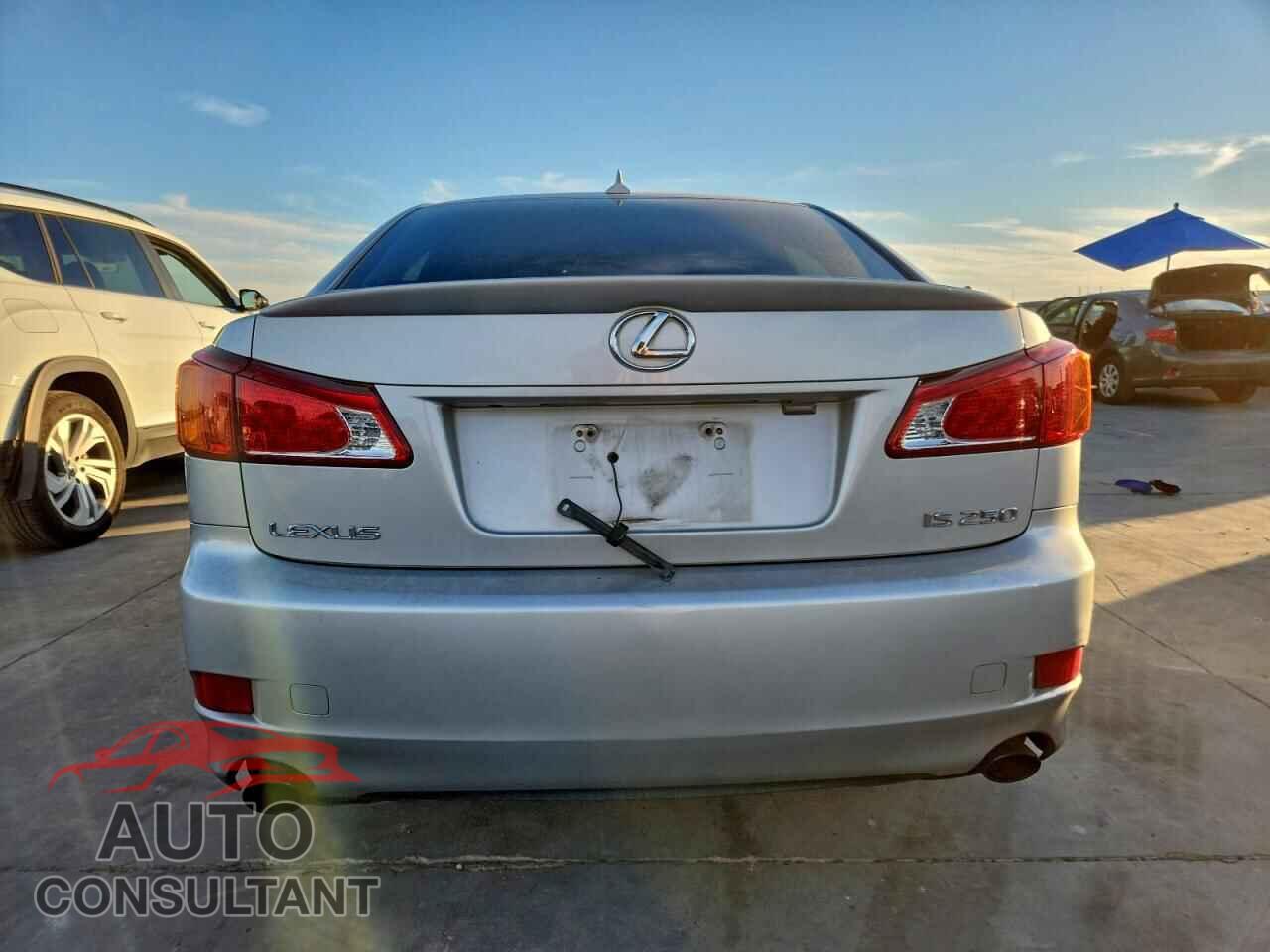 LEXUS IS 2010 - JTHBF5C29A5128015