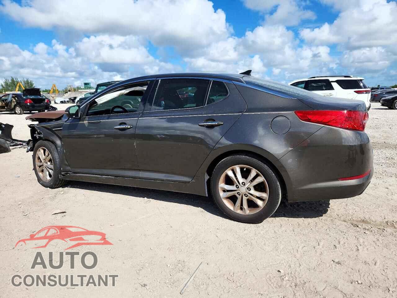 KIA OPTIMA 2013 - 5XXGN4A70DG210198