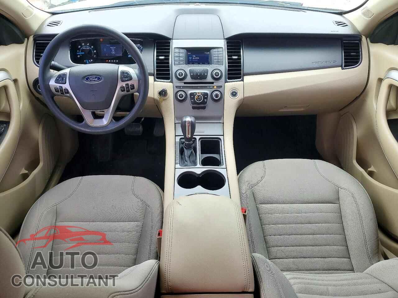 FORD TAURUS 2018 - 1FAHP2D84JG117542