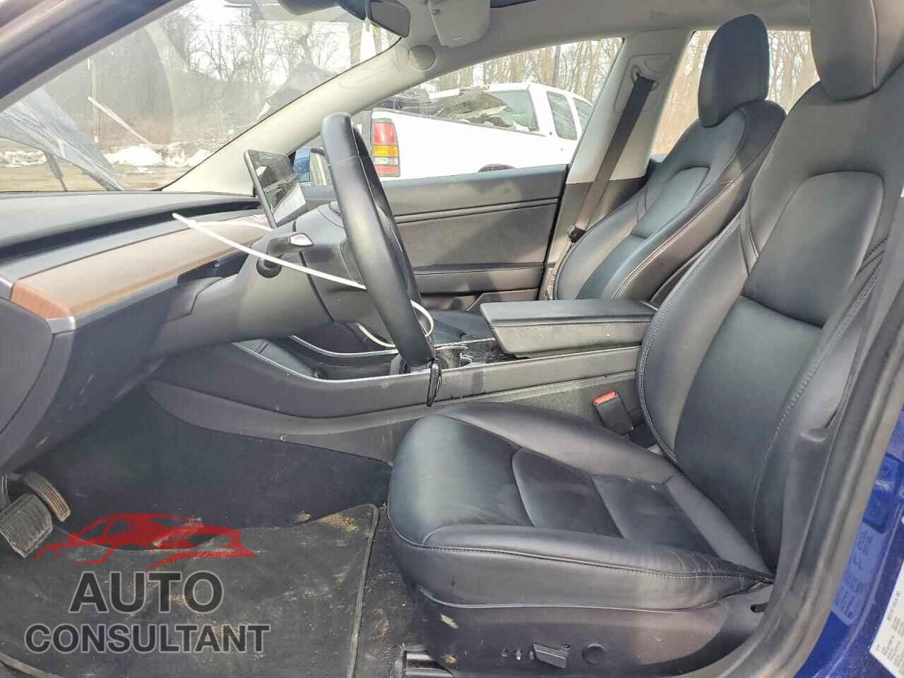 TESLA MODEL 3 2018 - 5YJ3E1EB6JF105353