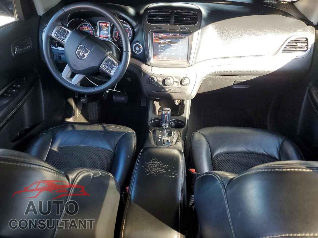 DODGE JOURNEY 2015 - 3C4PDCGB4FT718805