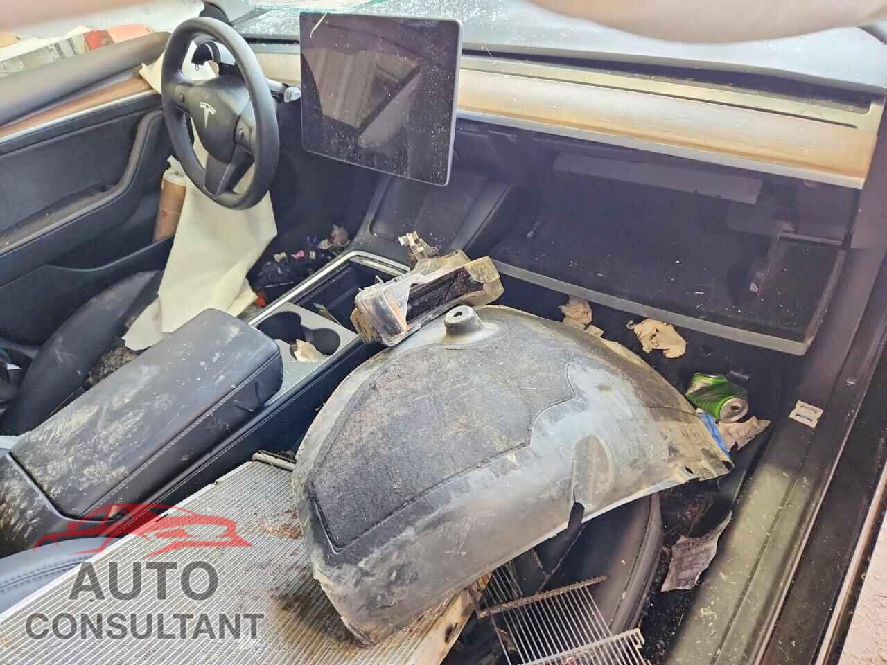 TESLA MODEL 3 2023 - 5YJ3E1EA4PF702811