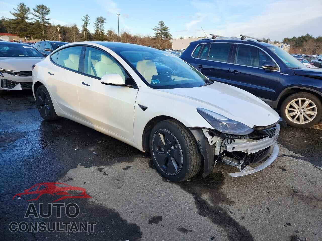 TESLA MODEL 3 2023 - 5YJ3E1EA3PF484702