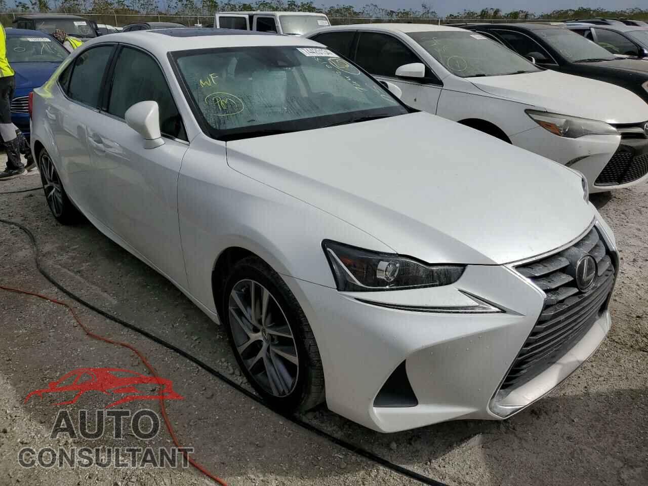 LEXUS IS 2020 - JTHAA1D22L5102330