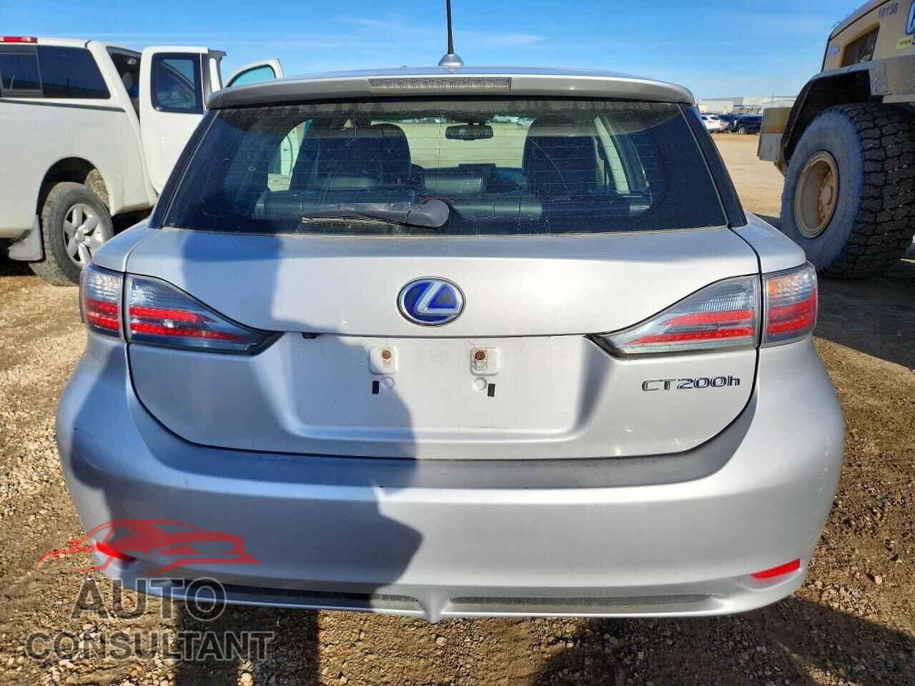 LEXUS CT 200 2011 - JTHKD5BH5B2041677