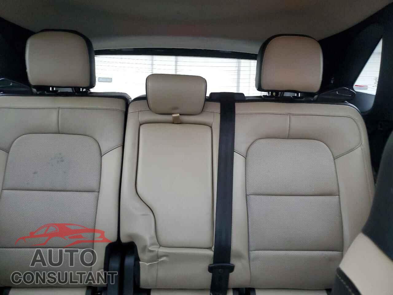 FORD ESCAPE 2020 - 1FMCU9J99LUA72925