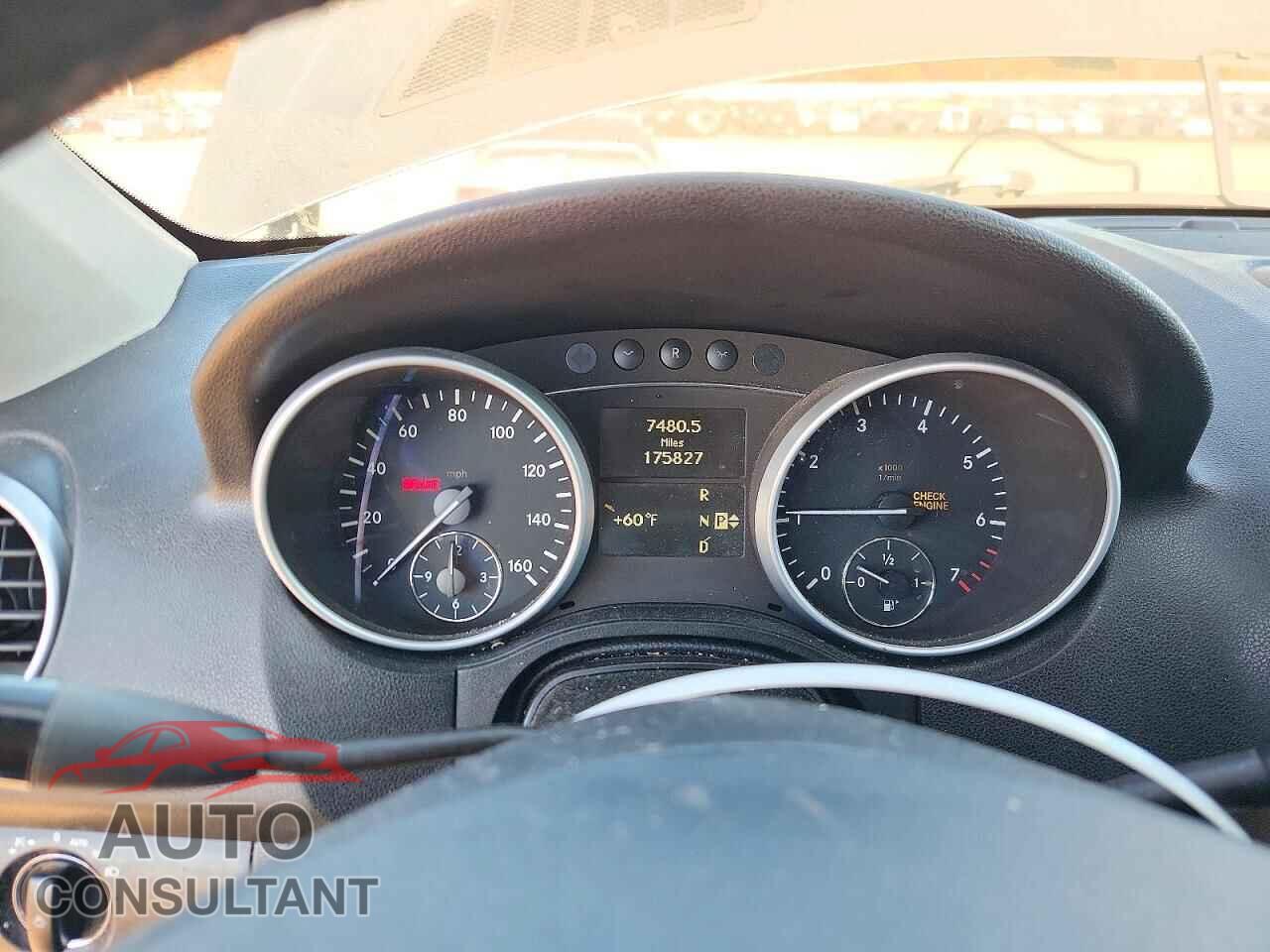 MERCEDES-BENZ M-CLASS 2010 - 4JGBB8GB5AA611156