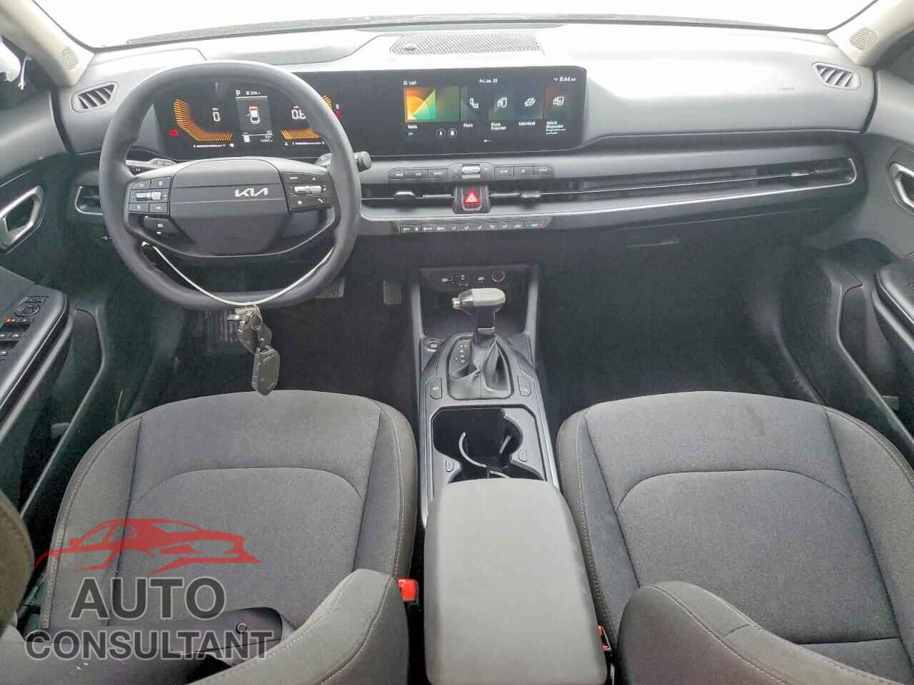 KIA K4 2025 - 3KPFT4DE3SE008859