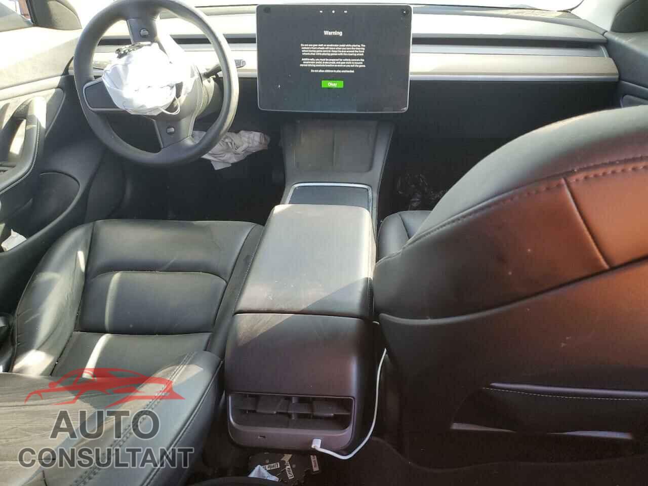 TESLA MODEL 3 2021 - 5YJ3E1EB7MF938082