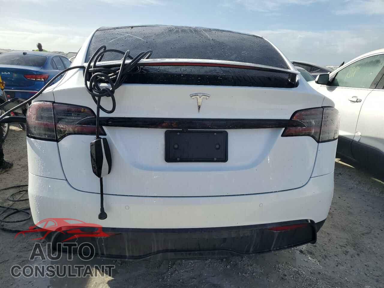 TESLA MODEL X 2023 - 7SAXCDE57PF366151