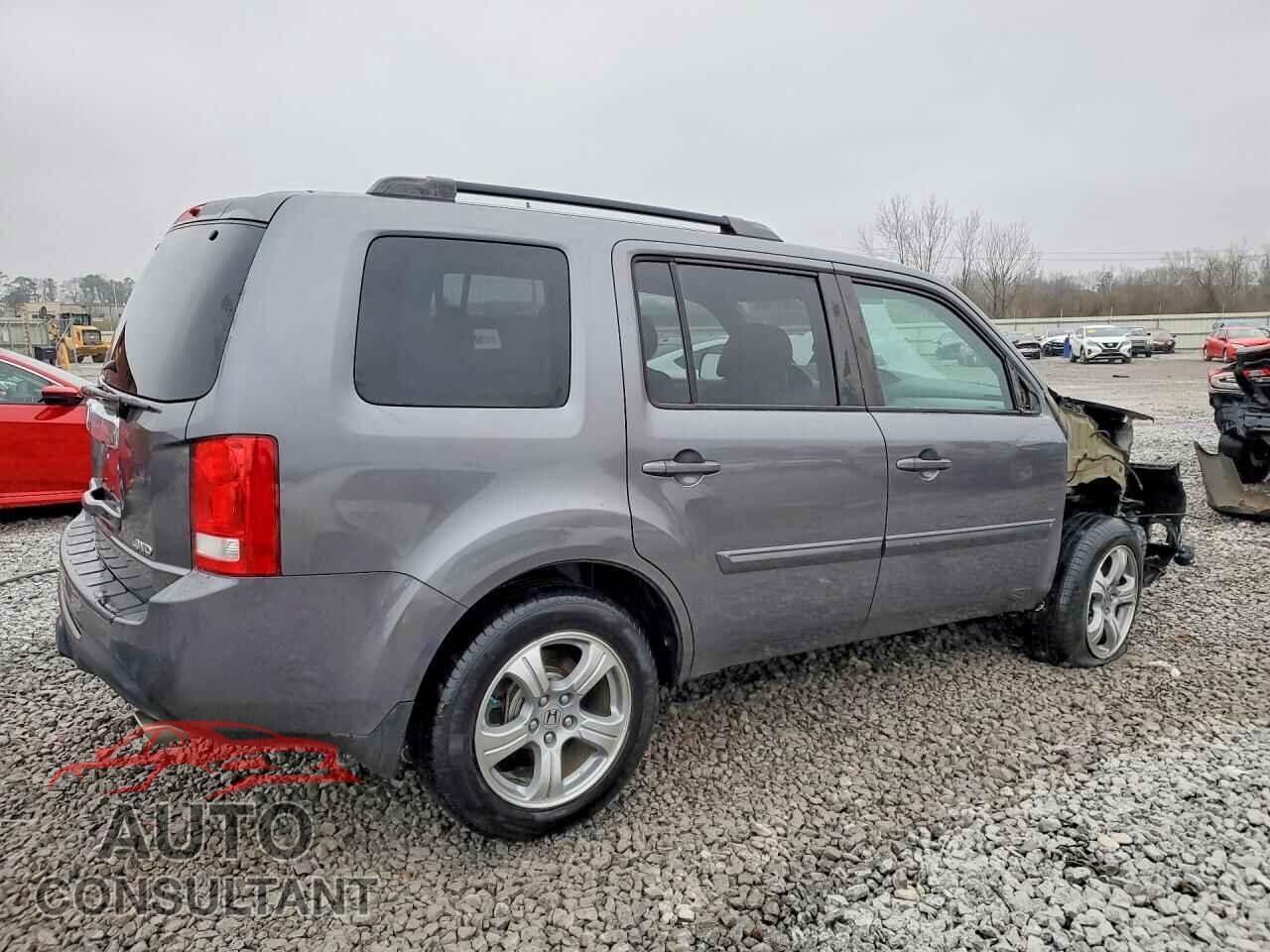 HONDA PILOT 2015 - 5FNYF4H44FB005471