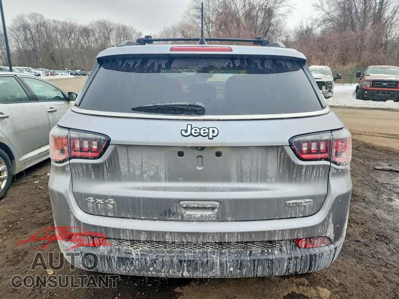 JEEP COMPASS 2017 - 3C4NJDBB8HT660908