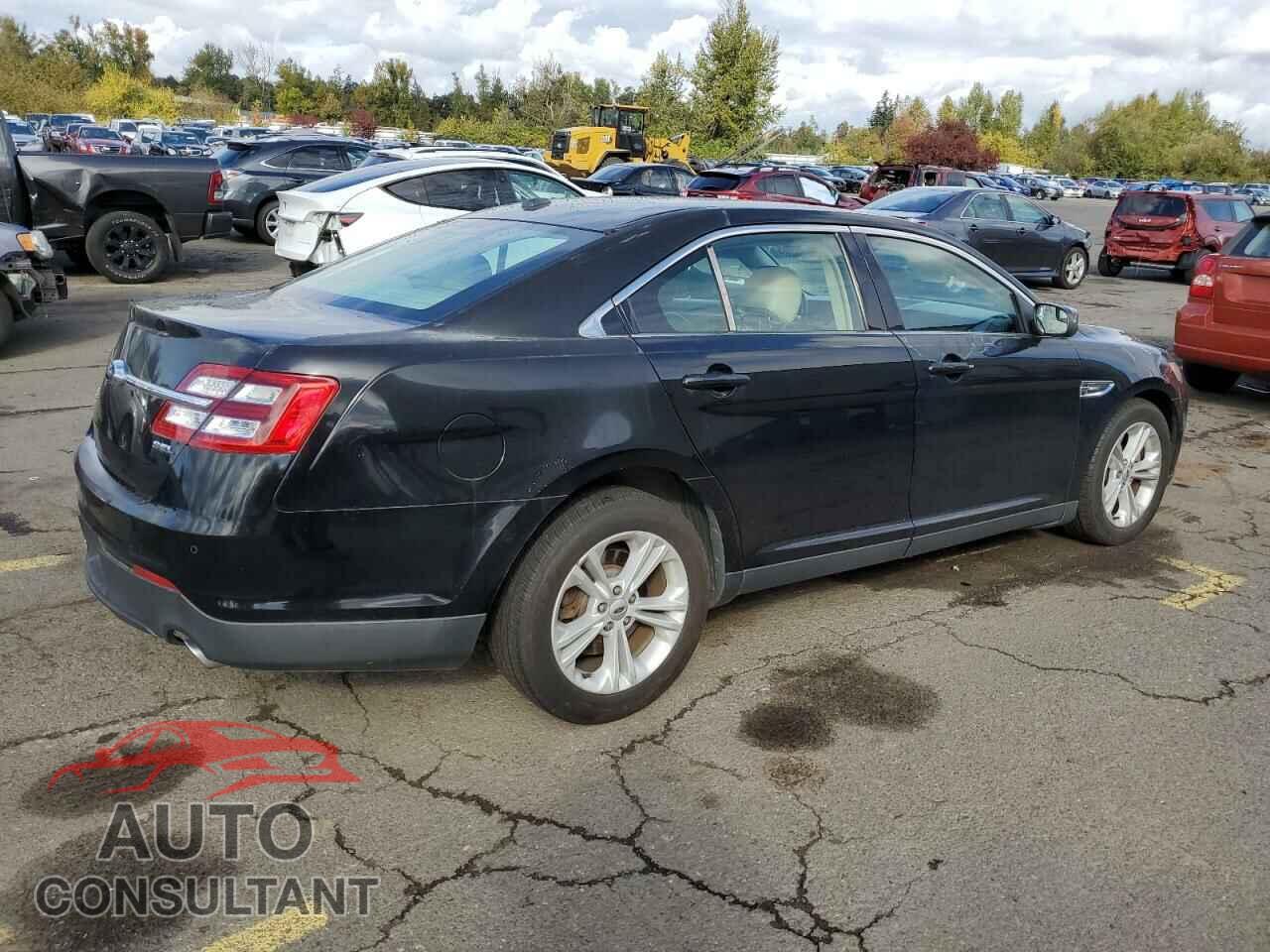FORD TAURUS 2016 - 1FAHP2E82GG105266
