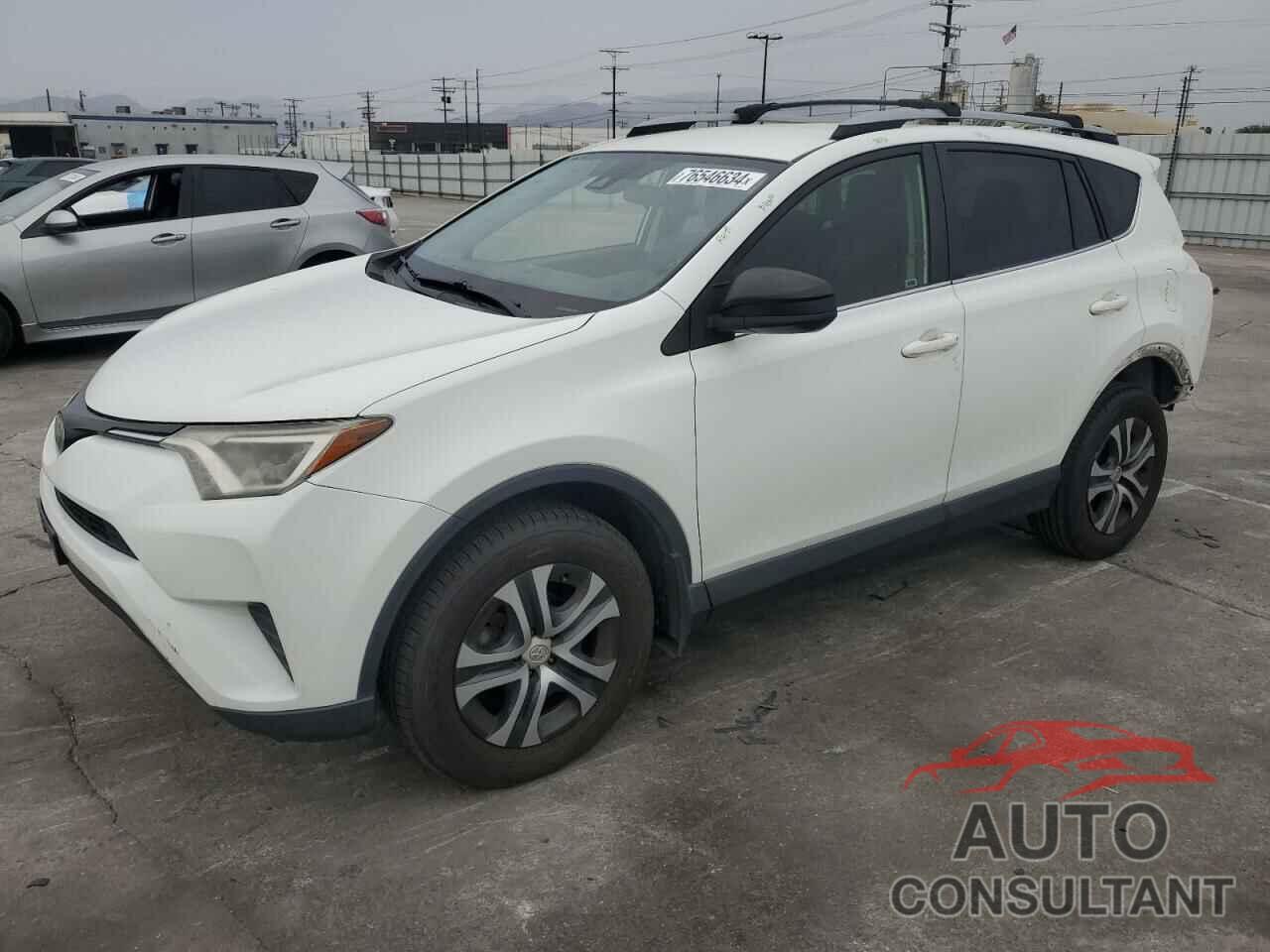 TOYOTA RAV4 2017 - JTMZFREV9HJ131321