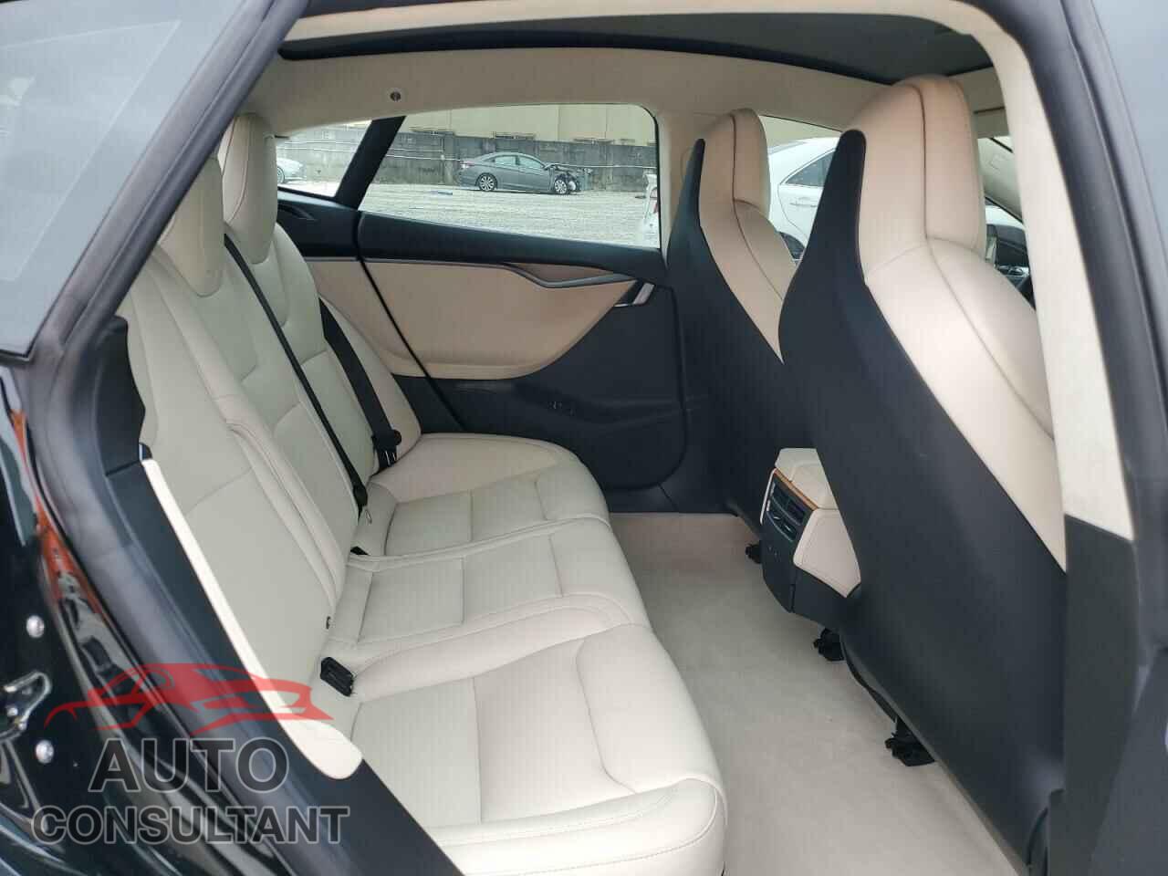 TESLA MODEL S 2019 - 5YJSA1E21KF308806