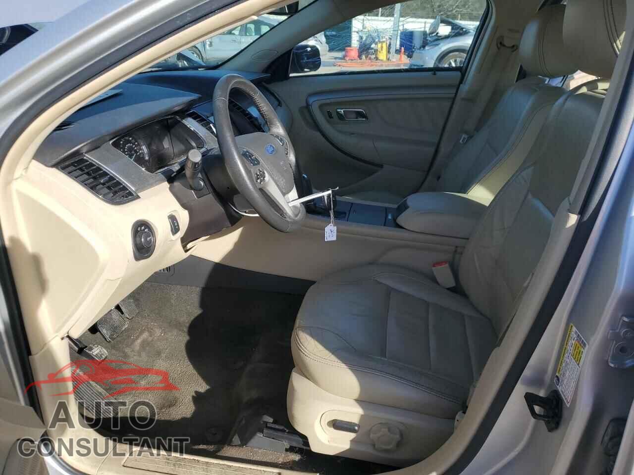 FORD TAURUS 2013 - 1FAHP2E81DG199393
